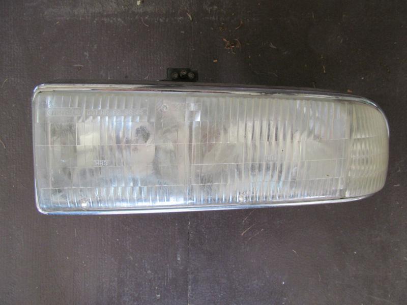 Driver side headlight-1998 chevy s10 pickup