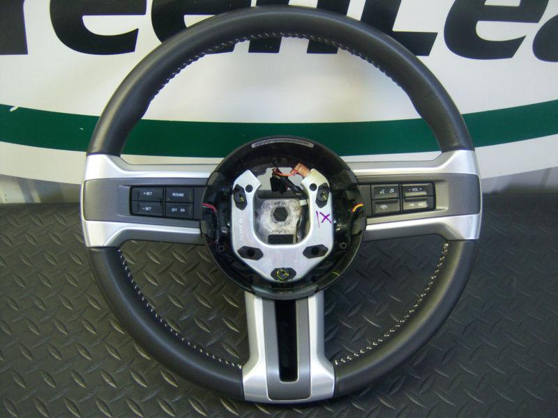 Ford mustang gt premium 3-spoke black leather steering wheel 2010 radio cruise