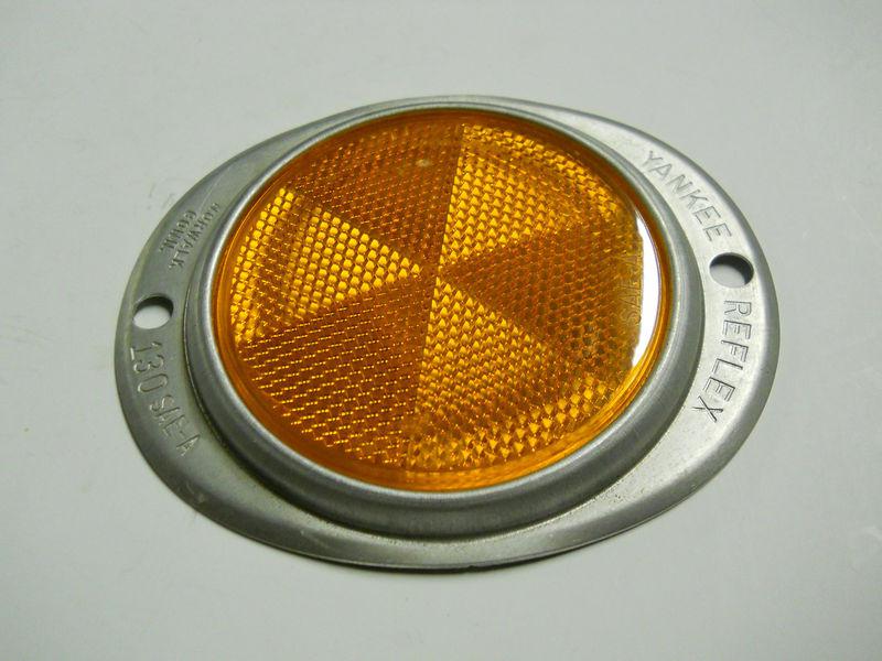 Aluminum marker reflectors for mailboxes drive ways etc. - yellow