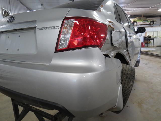 2011 subaru impreza tail lamp light right