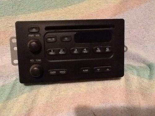 2005 gmc stock radio cd player