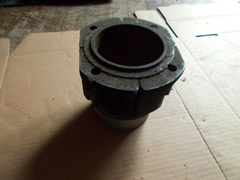 Porsche 911 2.0 euro mahle  cylinder 1965