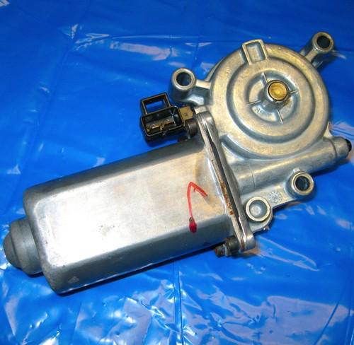 1994-1996 cadillac seville, deville, lesabre, window regulator motor rear right