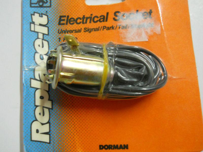 Dorman universal signal/park/tail/stoplight double contact electrical socket