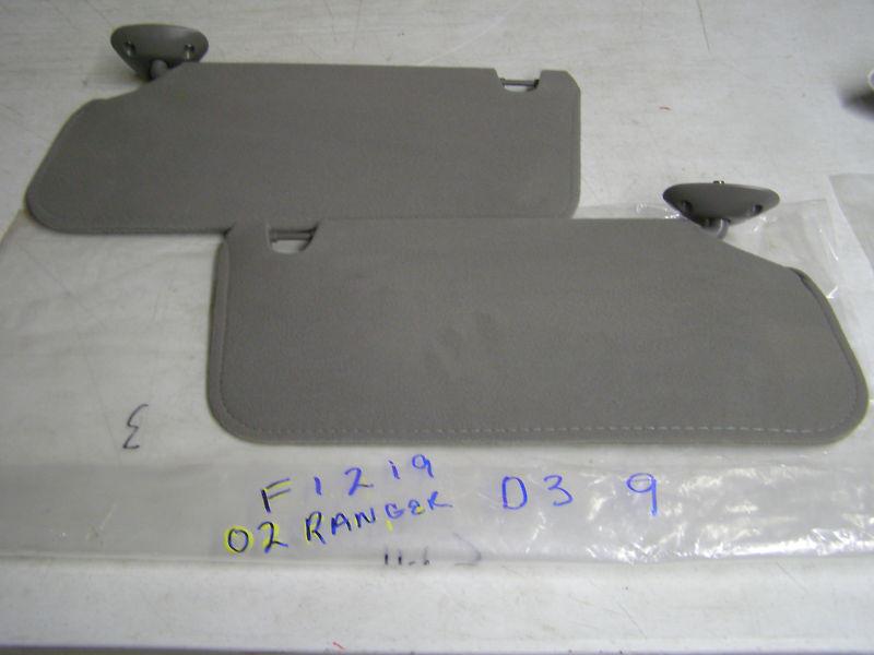 2002 ford ranger sun visors sunvisors  gray  cloth oem