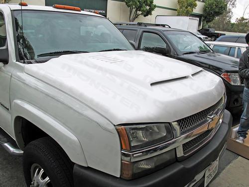 2006-2007 chevy silverado vic style functional fiberglass ram air hood