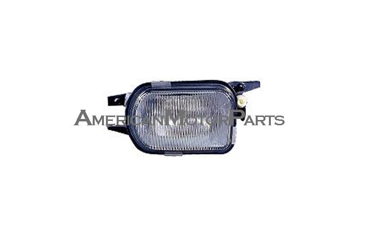 Passenger side replacement fog light 01-04 mercedes benz c class 2158200656