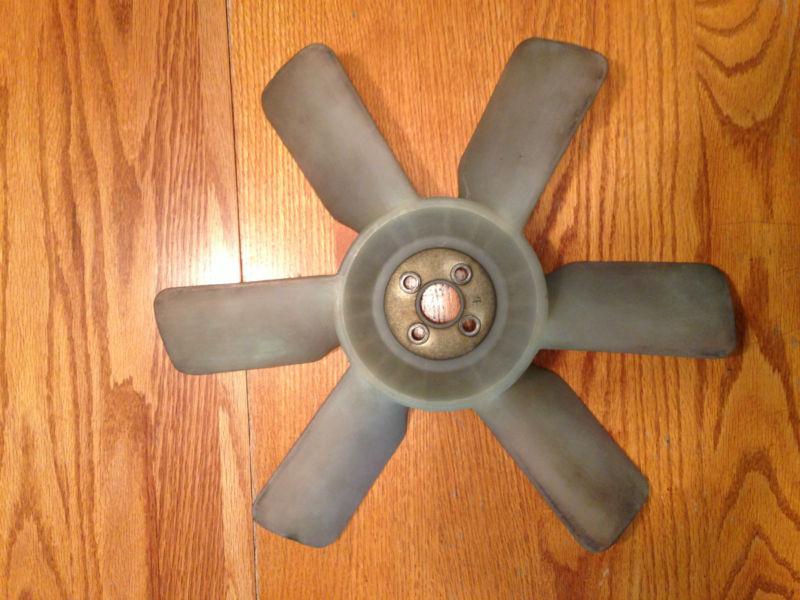 Toyota land cruiser fj40 oem 16" fan 