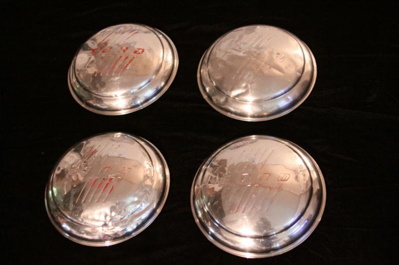 Original 1946 ford hubcaps (set of 4 ) hot rod rat rod 