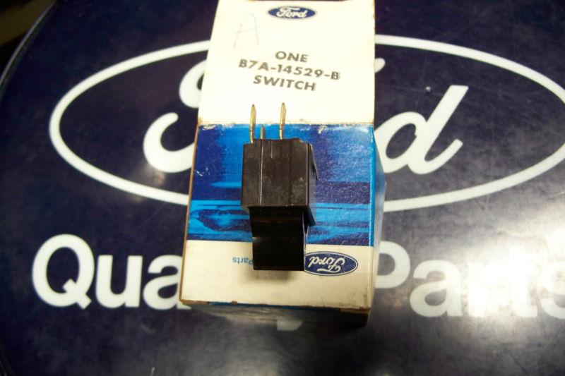 1957 - 1959 ford & thunderbird power window switch original and nos