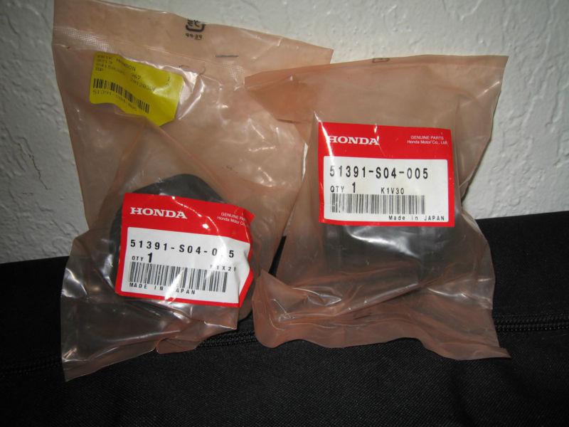 Honda 51391-s04-005 bushings a pair oem in package