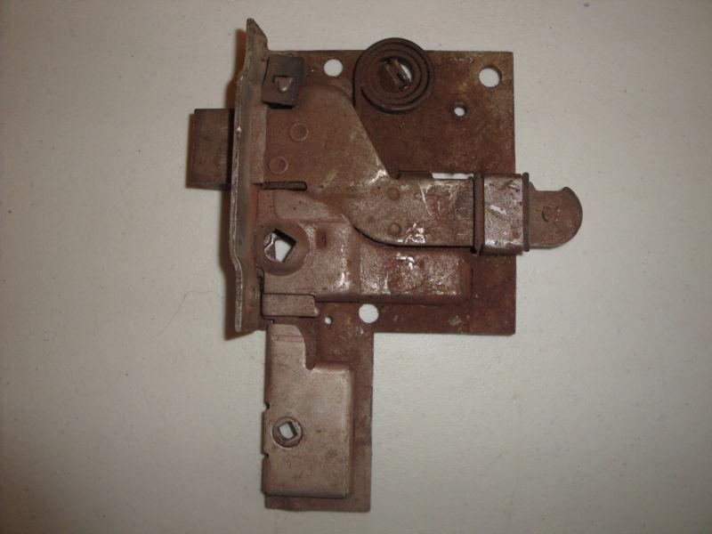 1940 ford door latch mechanism passenger side used
