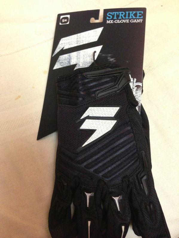 Shift racing strike mx gloves adult small black new w/tags no reserve