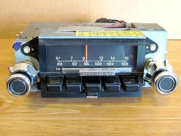 1972 1973 ford mustang cougar factory am/fm stereo radio - plays good!