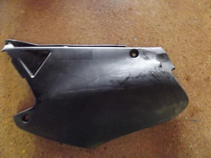 Honda cr125 cr250 cr 250 cr125r cr250r left side panel shroud cover 2000 2001