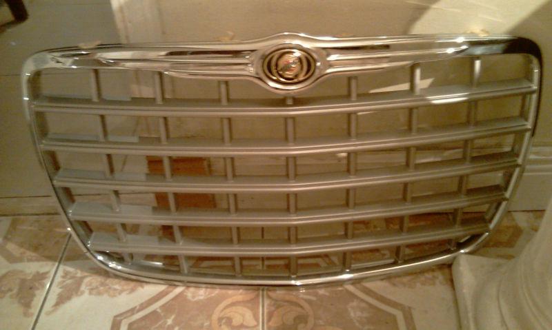 05 06 07 08 chrysler 300 300m front grille grill (chrysler oem)