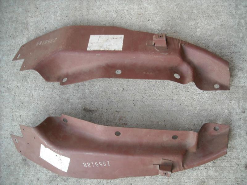 Mopar nos 1967-69 dart and barracuda fender splash shield, 2859188-9. 