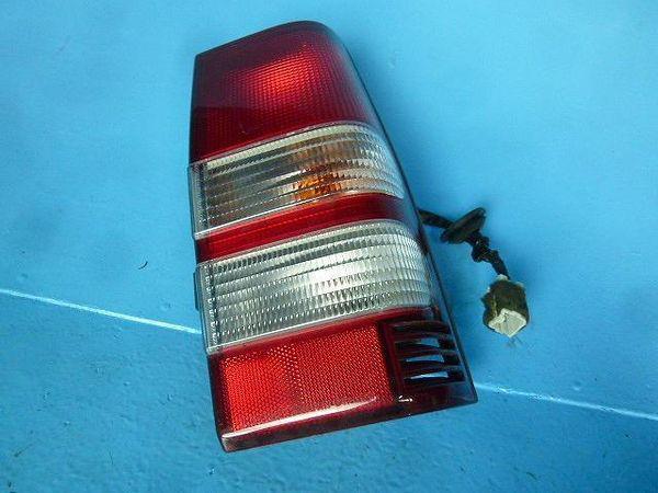 Mitsubishi pajero mini 1995 rear right combination lamp [9715500]