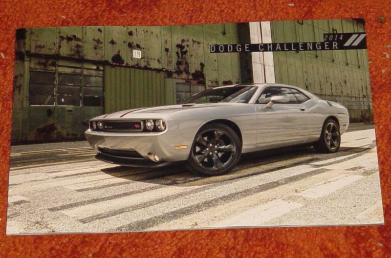 Rare 2014 dodge challenger sxt plus r/t srt 392 dealer brochure just released