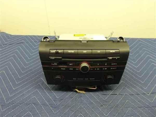 2006-2007 mazda 3 radio cd player am/fm oem lkq