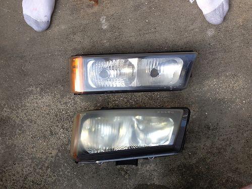 2003 2004 2005 2006 chevy silverado 1500 2500 3500 oem headlight &parking light