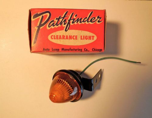 Beehive cone amber clearance light lamp w/ mounting bracket working 6 volt nos