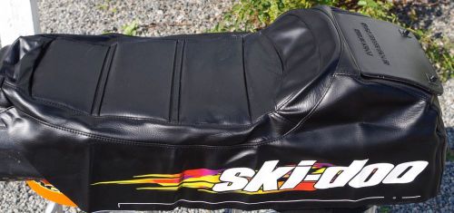 Ski-doo oem seat cover 1-up fits s-2000 f-2000 1998 formula z part# 415087003