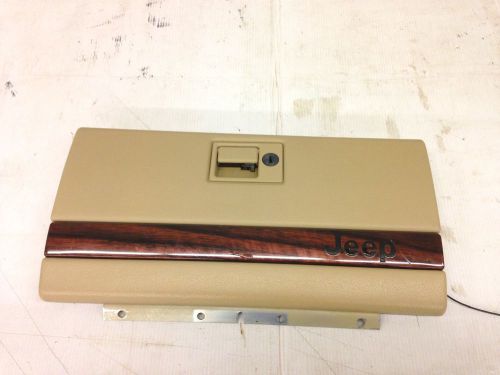 1994 jeep grand cherokee glove box door &#034; orvis edition &#034;