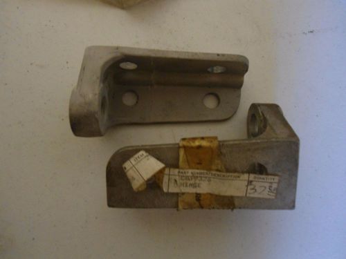 Jaguar parts/bonnet hinges (c19326)( set of two)