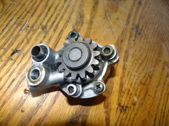 00 yamaha yz426f_yz426_f_yz400_98-99-01-02_engine oil pump_complete