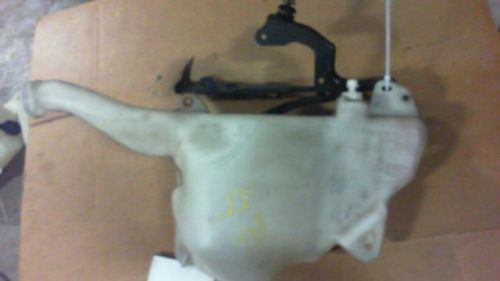 03 olds alero wash reservoir assy 68123