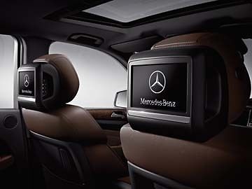 Mercedes-benz rear-seat entertainment kit for vlad422.