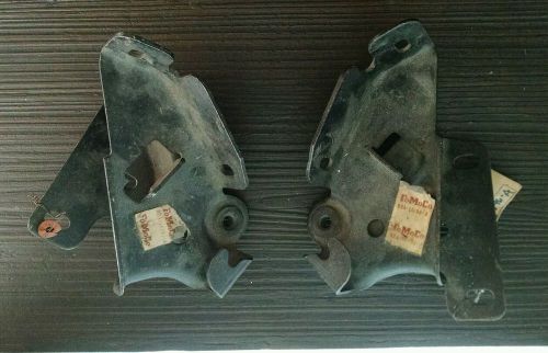 Nos 1959 ford full size cars  hood hinge pair rh &amp; lh b9a-16796-a &amp; b9a-16797-a