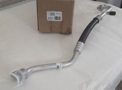 New oem genuine gm# 22689752 ac hose