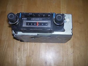 70 71 72 chevy chevelle ss monte carlo am 8-track radio w/knobs blue face delco