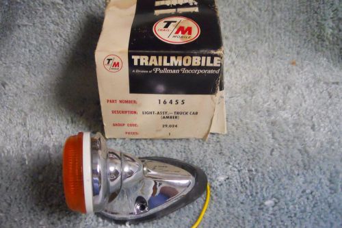 Vintage trailmobile nos truck cab light amber lens mack brockway kenworth