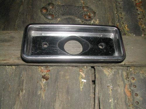 Fiat 124 spider 79&#039; to 86&#039; used side marker bezel top notch shape oe