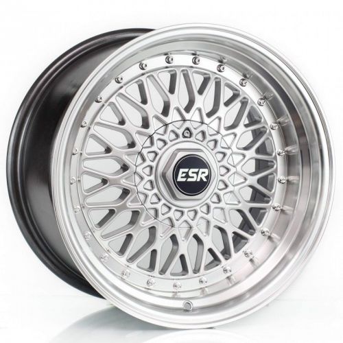 Esr  sr03  hyper silver with machined lip  18x9.5  (+35)  5x112/5x114.3