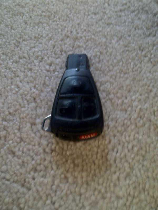 Iyz 3302 mercedes benz factory oem key fob keyless entry car remote alarm