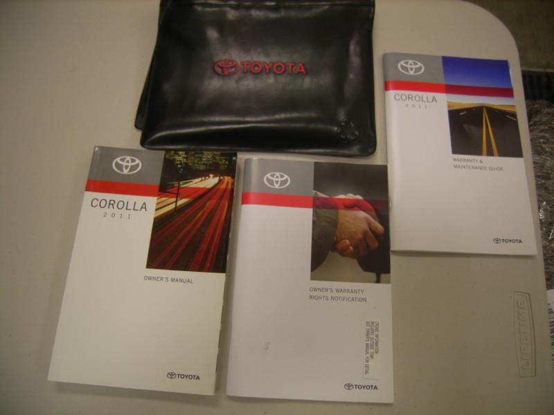 2011 toyota corolla owner's manual set with case