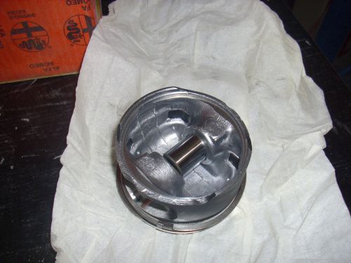 5895173 piston set +0.4 for alfa romeo original brand new!!