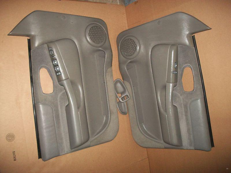 98-04 chevy s10 blazer bravada extreme power door panels panel set oem