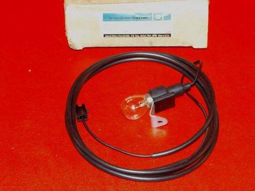 Nos gm 1972-1976 chevrolet buick oldsmobile pontiac cadillac trunk lamp 9623100