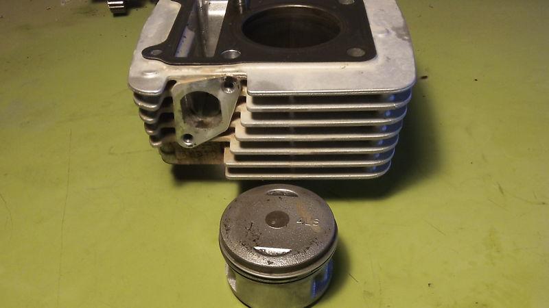 2004 yamaha ttr125 ttr 125 cylinder with piston