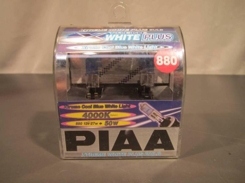 Piaa xtreme white plus fog light bulb set - 27 watt - 4000k - 880