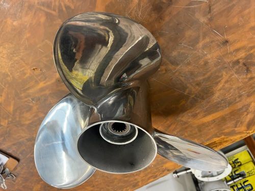 Yamaha propeller solas lexor 15 1/4 x 19 rh stainless 3 blade