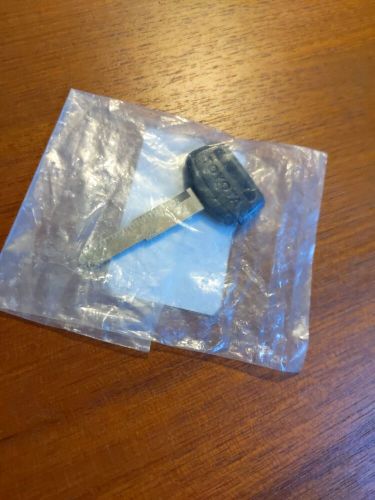 90999-00212 steel key blank - brand new uncut master key - genuine toyota oem