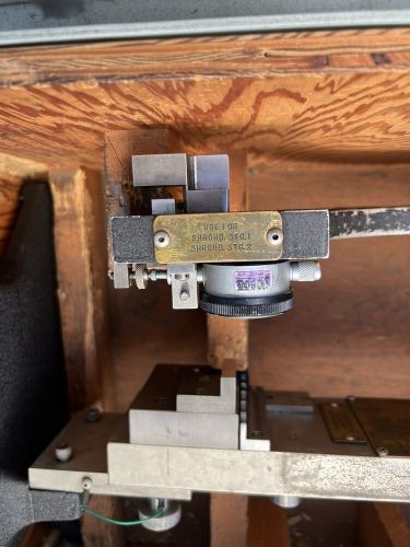 Used l.s. starrett ge turbine profile gage 5220-01-061-8520. mfg pn: 905429.