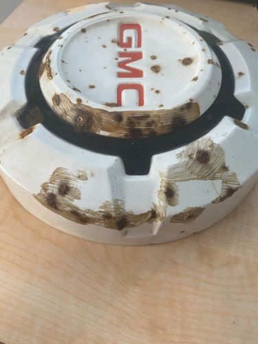 1967 1972 vintage gmc 1/2 ton pickup truck hub cap 10.5&#034; original qty1