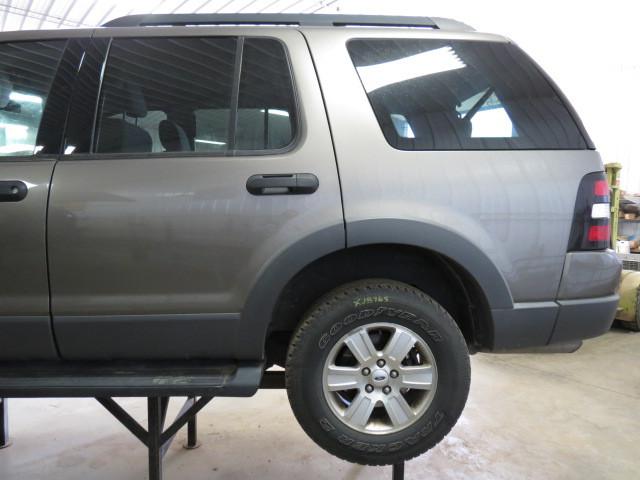 2006 ford explorer 95999 miles rear or back door left